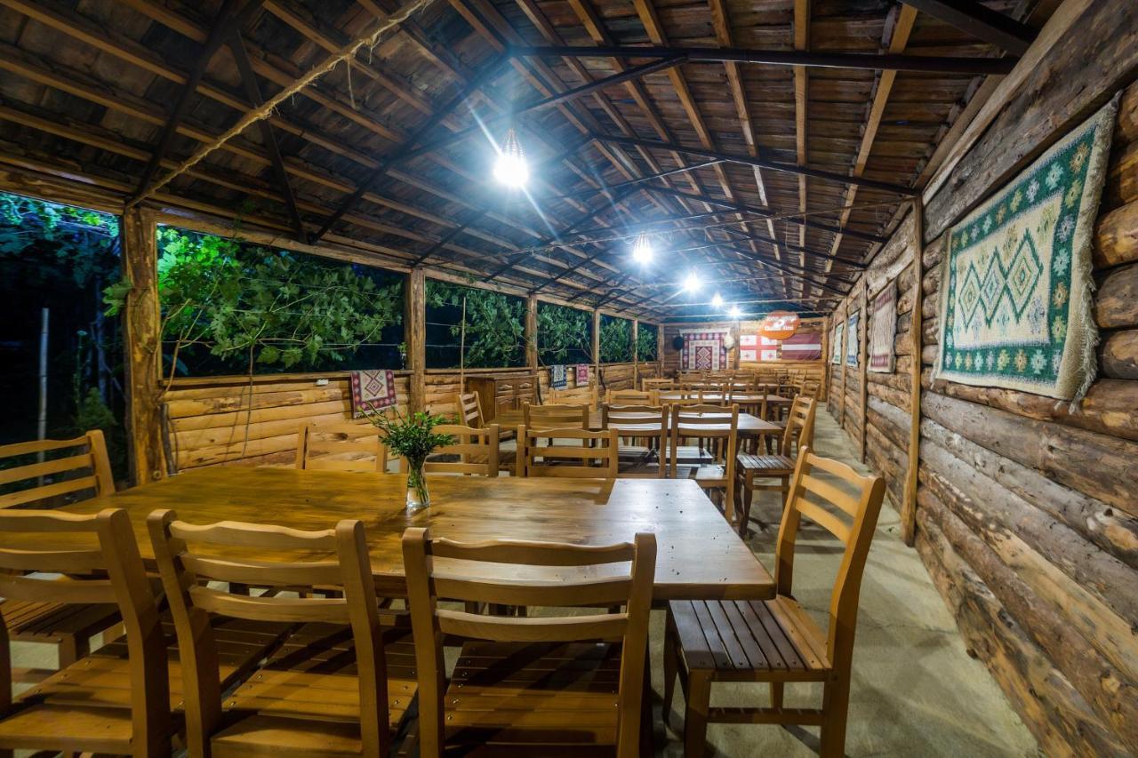 Chateau Ateni Cottages Gori Bagian luar foto