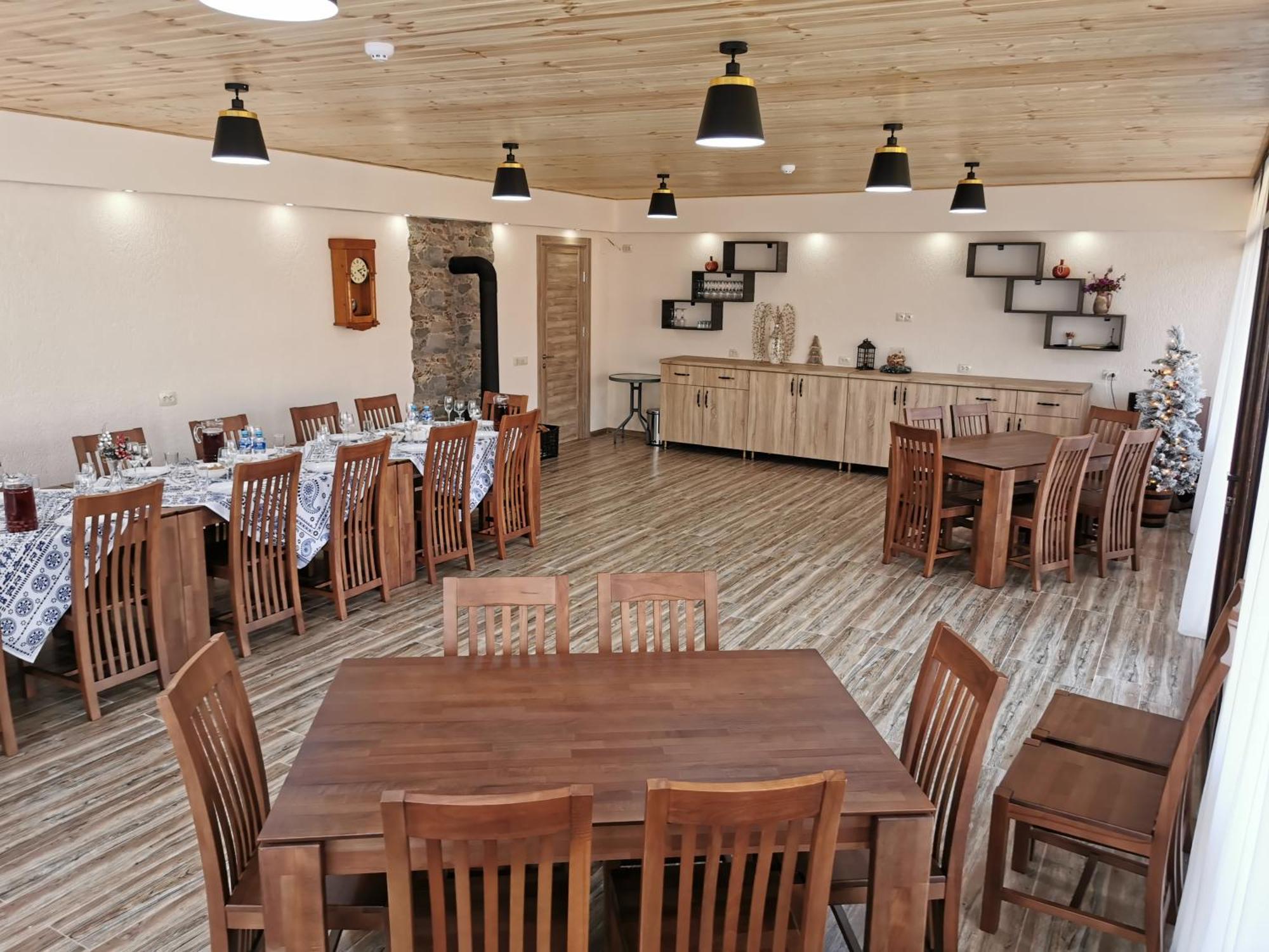 Chateau Ateni Cottages Gori Bagian luar foto