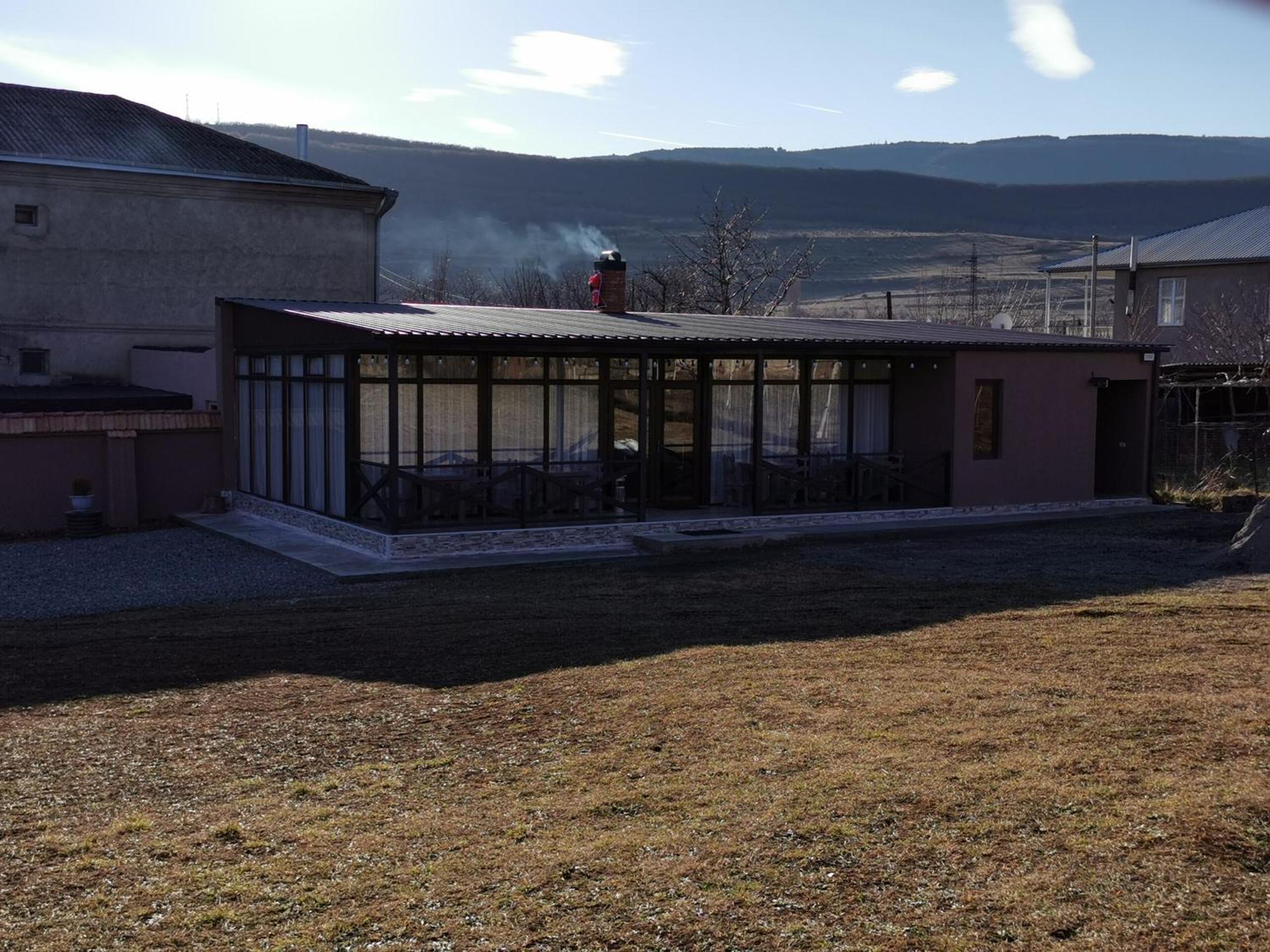 Chateau Ateni Cottages Gori Bagian luar foto