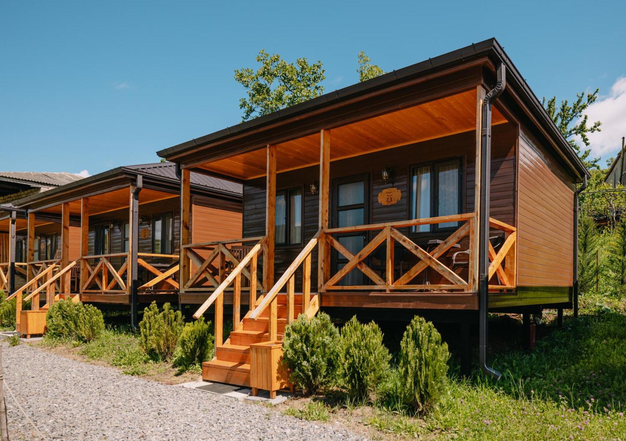 Chateau Ateni Cottages Gori Bagian luar foto
