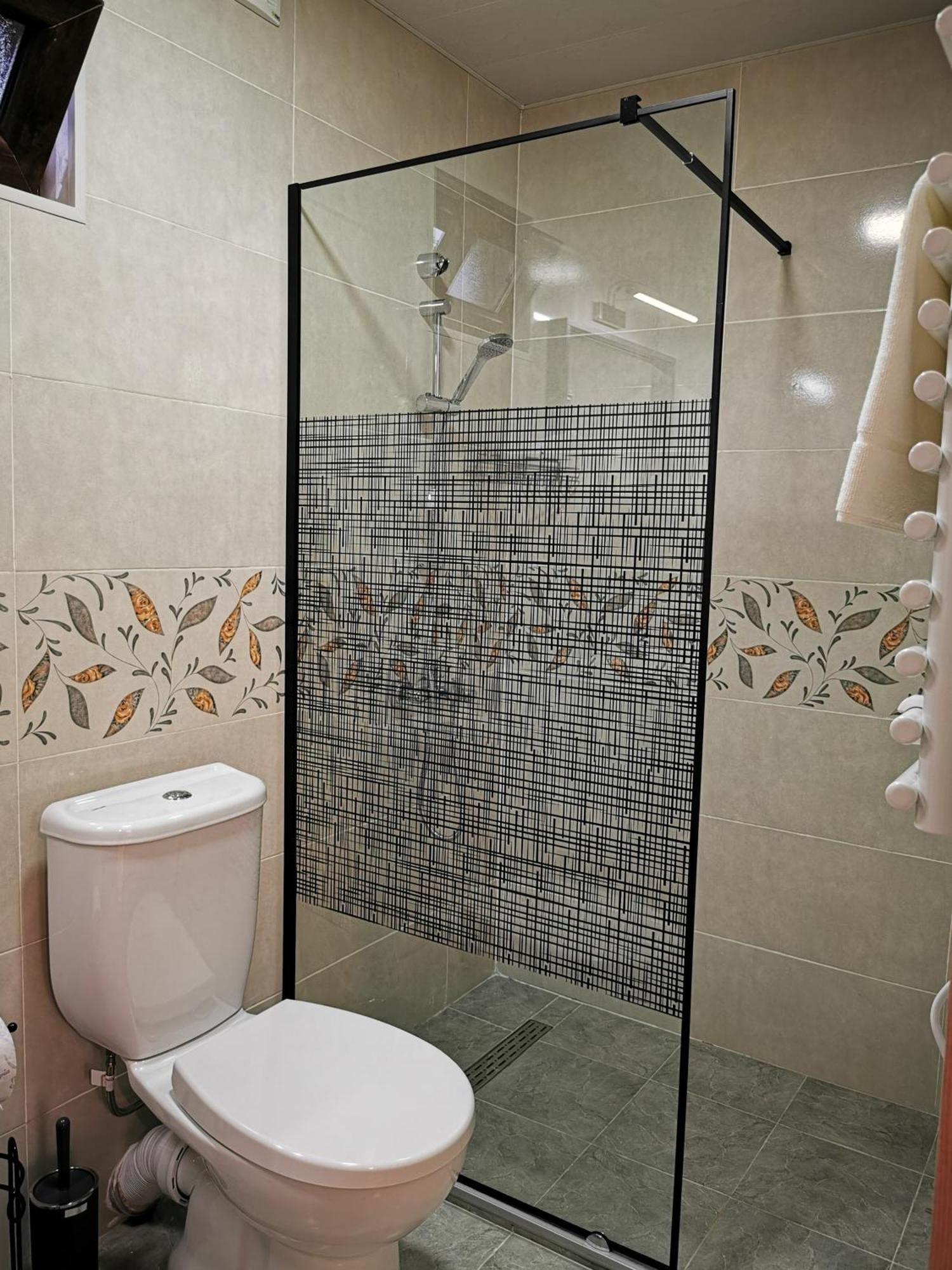 Chateau Ateni Cottages Gori Bagian luar foto